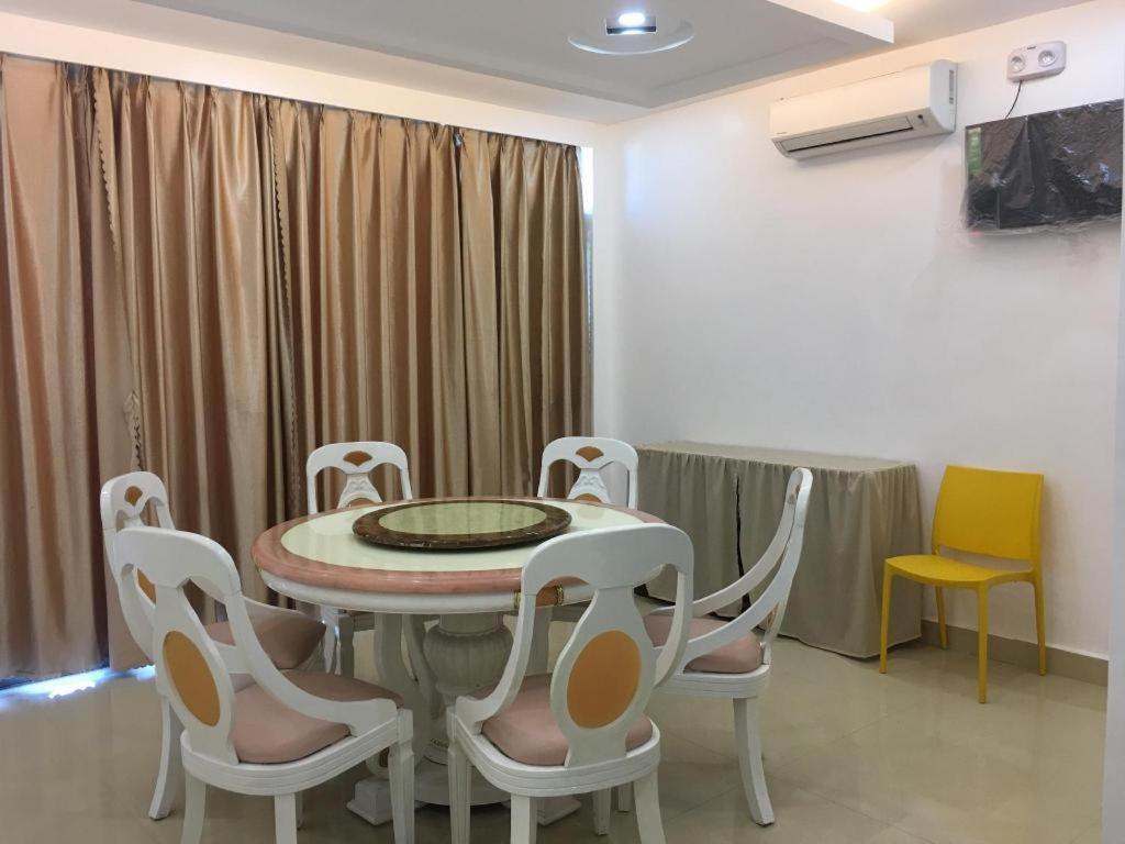 Hotel Primera Замбоанга Экстерьер фото