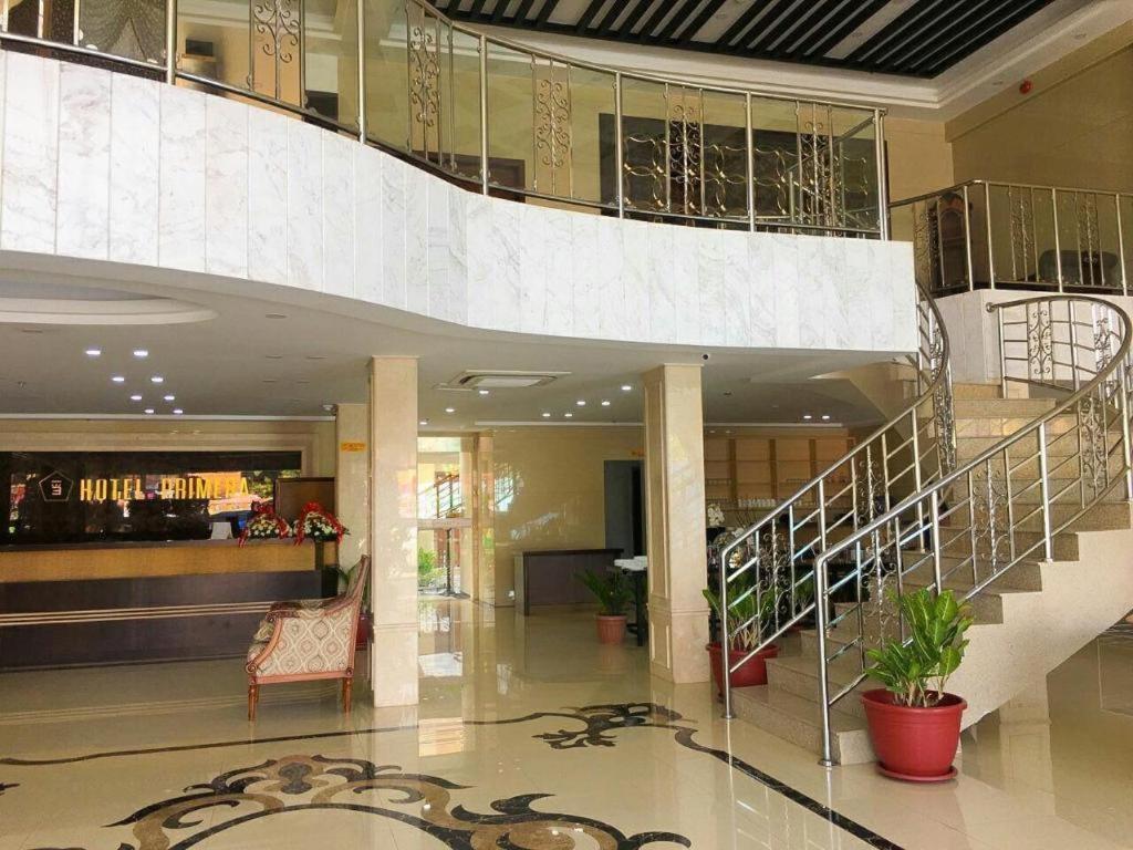 Hotel Primera Замбоанга Экстерьер фото