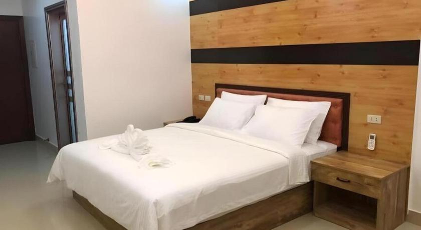 Hotel Primera Замбоанга Экстерьер фото