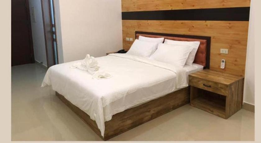 Hotel Primera Замбоанга Экстерьер фото