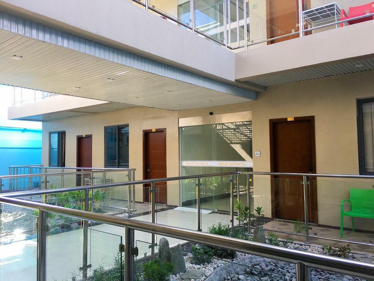 Hotel Primera Замбоанга Экстерьер фото